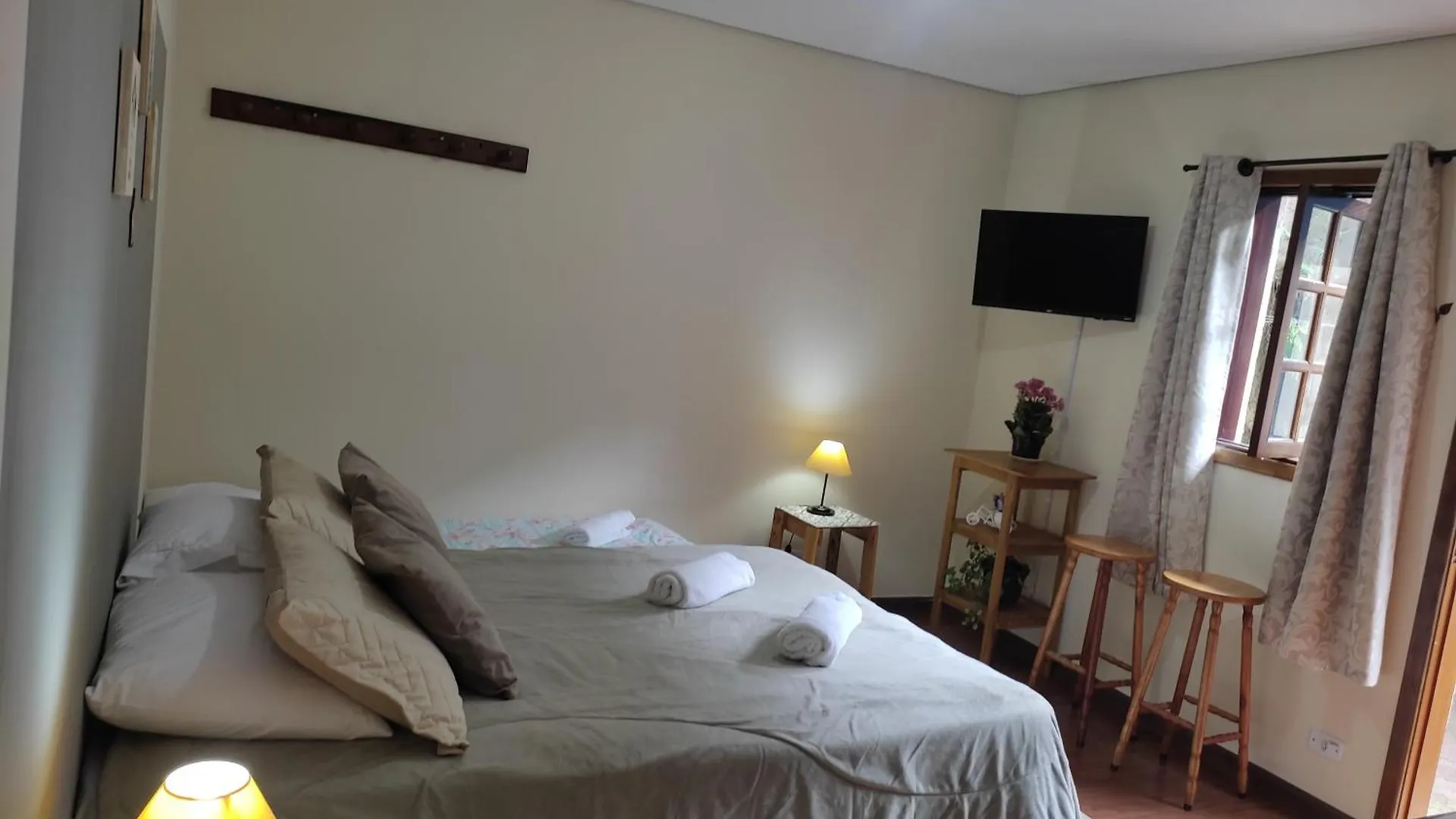 Hotel Aconchego Do Lar Campos do Jordão Pensión